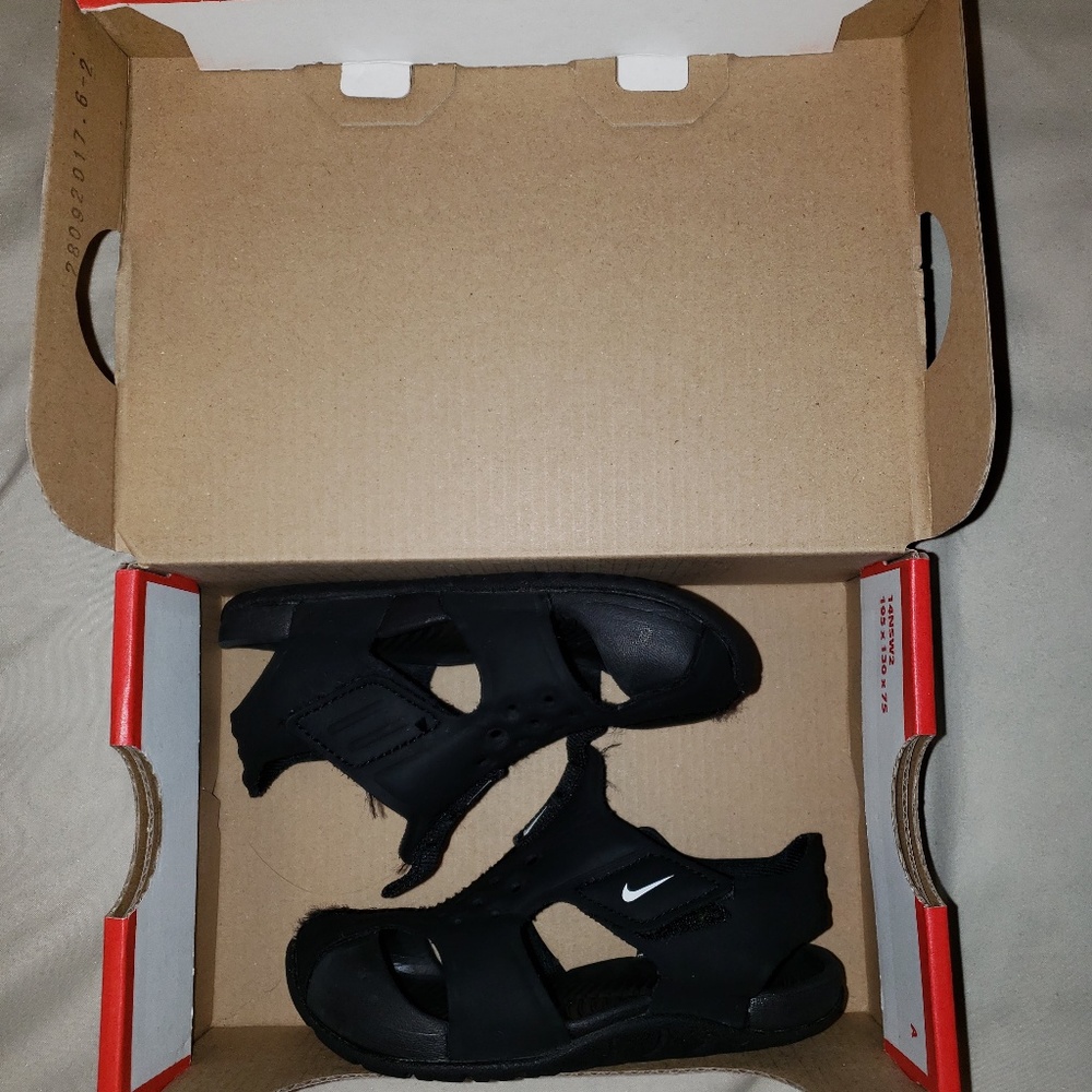 Nike sunray sandals